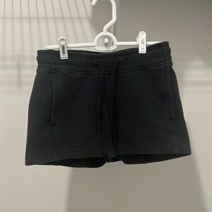 Lululemon black shortie short thick sweatshorts